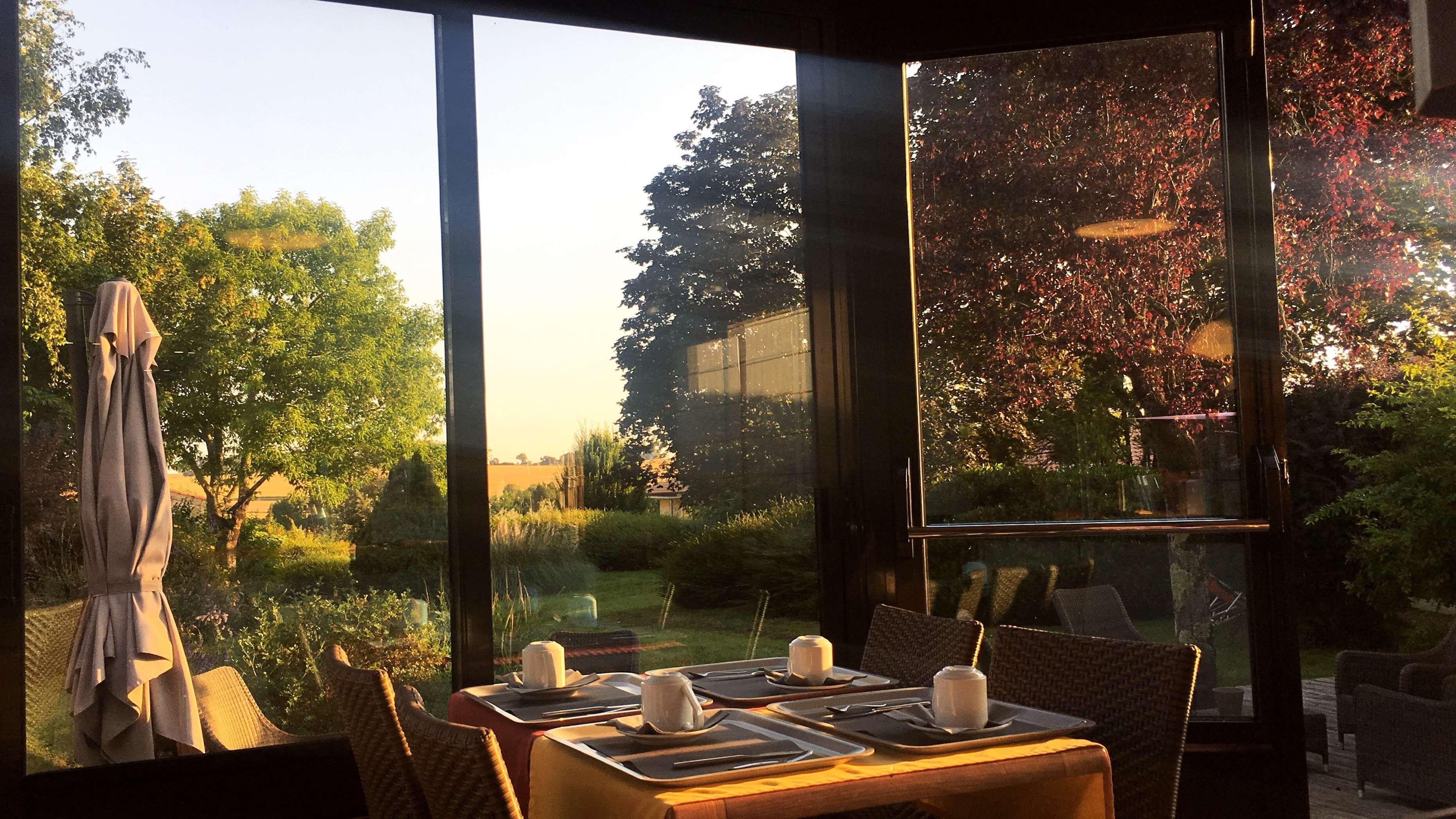 Kyriad Angouleme Nord Champniers- Hotel & Residence Exterior foto